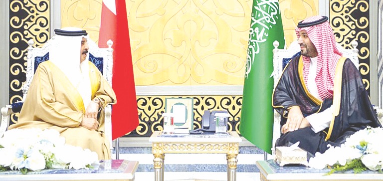 ملك البحرين وبن سلمان بحثا بالمستجدات الإقليمية