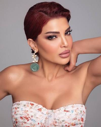 بعد غياب طويل.. دينا حايك تحمس جمهورها لجديدها الفني بأغنية يما يا غالية