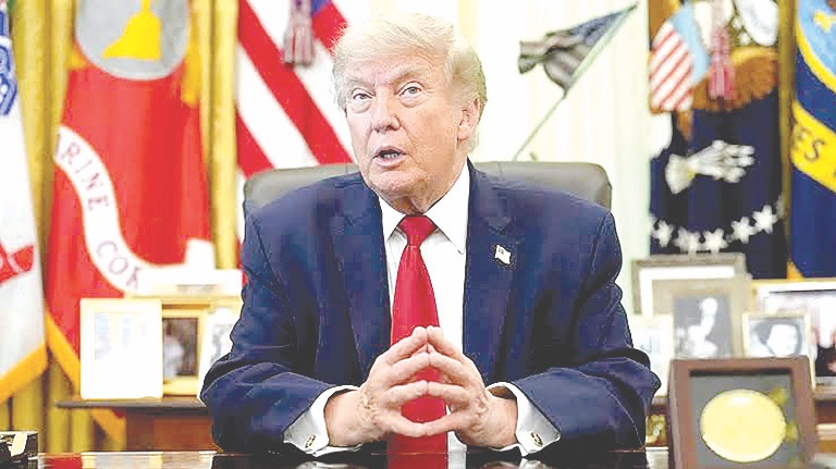 ترامب: سنسيطر على مضيق هرمز ونعيد الحصار ونفرض رسوماً
