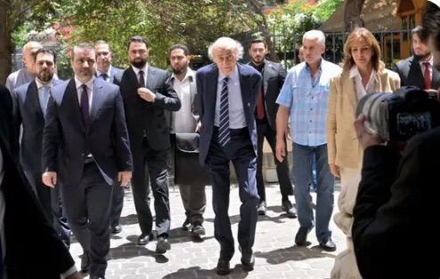 جنبلاط استقبل الشيباني: النظام البائد انتهى وعلينا فتح صفحة جديدة من العلاقات مع سوريا
