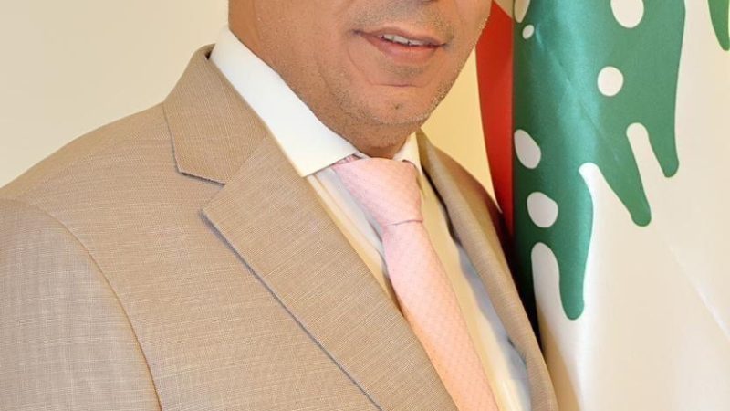 عبّود في عيد الجيش : ٨١ عاما من الشرف والتضحية والوفاء