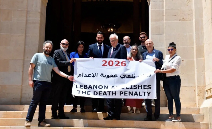 قانون العفو العام لا يجب أن يمرّ من دون الاخذ برأي مؤسسة الجيش”.