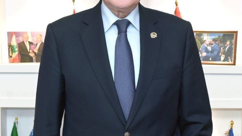 دبوسي هنأ بالمولد النبوي الشريف: محطة وجدانية نستعيد فيها قيَم التكافل والأمانة واتقان العمل..