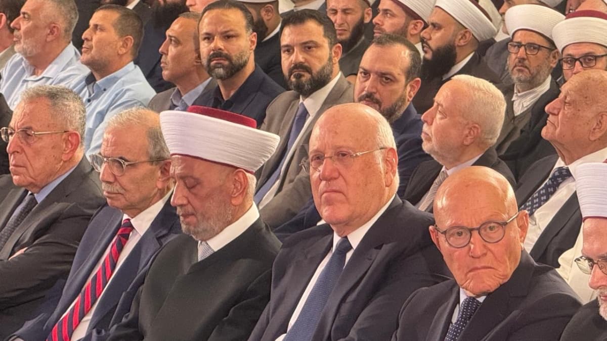 المفتي دريان في احتفال ذكرى المولد النبوي: نحن مع الرئيس والعهد والحكومة ورئيسها في مساعيهم لوقف العدوان الصهيوني وتحرير الأرض وفرض سلطة الدولة ولا أحد منا يريد هذه الأجواء من الانقسام الوطني