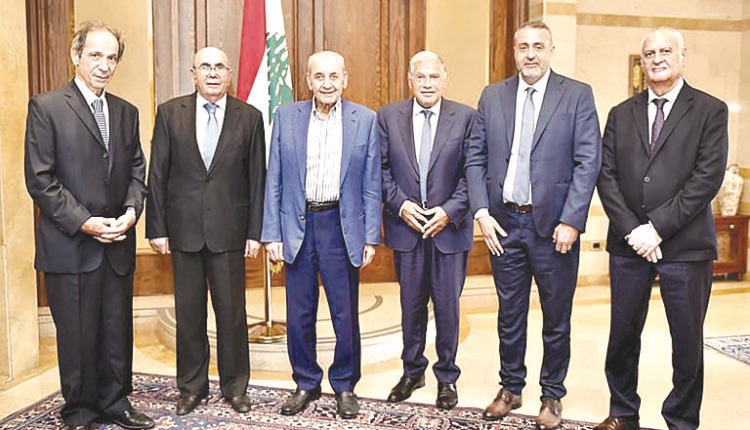 بري اطلع من سقلاوي على معاناة مزارعي التبغ