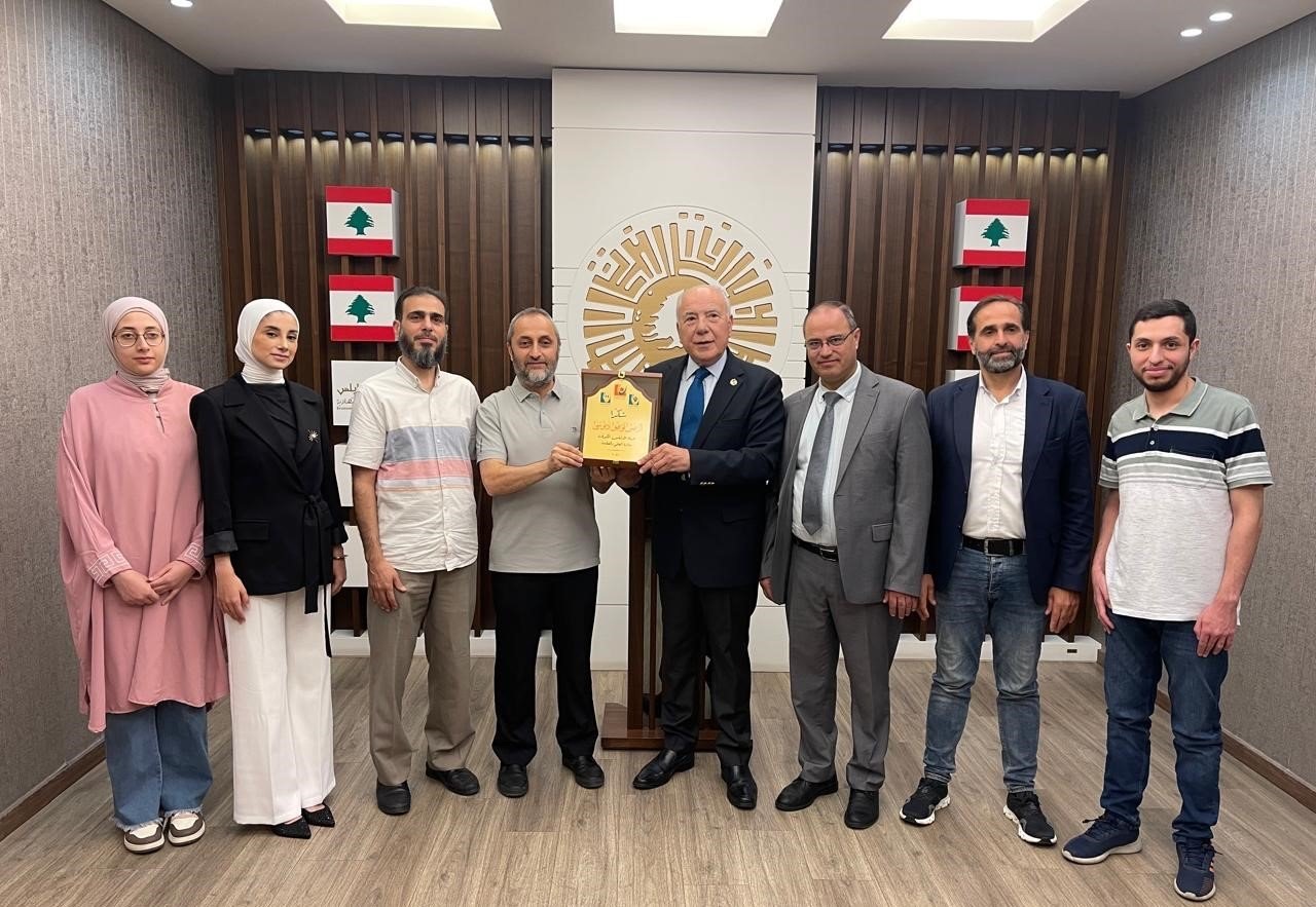 دبوسي يلتقي وفداً من المعهد العالي للدكتوراه..