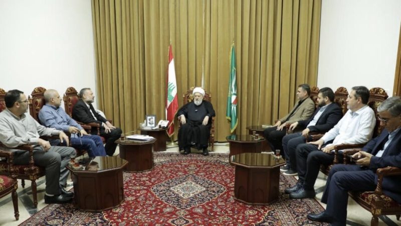 الخطيب خلال لقائه وفد المؤسسة الإسلامية للتربية:&nbsp;ما نعاني منه في لبنان هو التفكير غير الوطني بل الطائفي والسلوك الاستفزازي