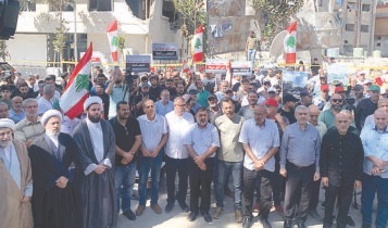 إعتصام أمام سرايا النبطية: لعودة النازحين والإعمار ودفع بدلات الإيواء