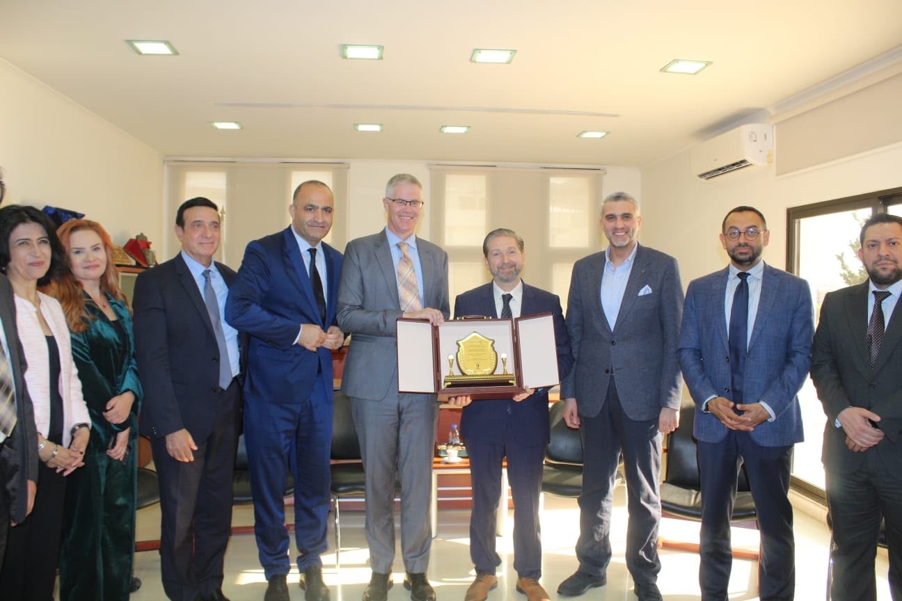 كرامي يستقبل السفير الأسترالي في رحاب “جامعة المدينة City University” بحضور رؤساء الجامعات وفاعليات شمالية.. وإطلاق مبادرة “اليوم الثقافي الاكاديمي الأسترالي – اللبناني”
