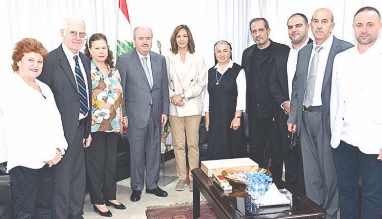 جابر يبحث مع سفيرة سويسرا في لبنان ووزير المالية المصري تعزيز التعاون المالي