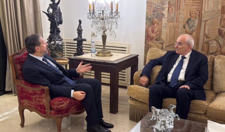 وزير الدفاع يزور كرامي معزّياً ومواسياً باسمه وباسم المؤسسة العسكرية